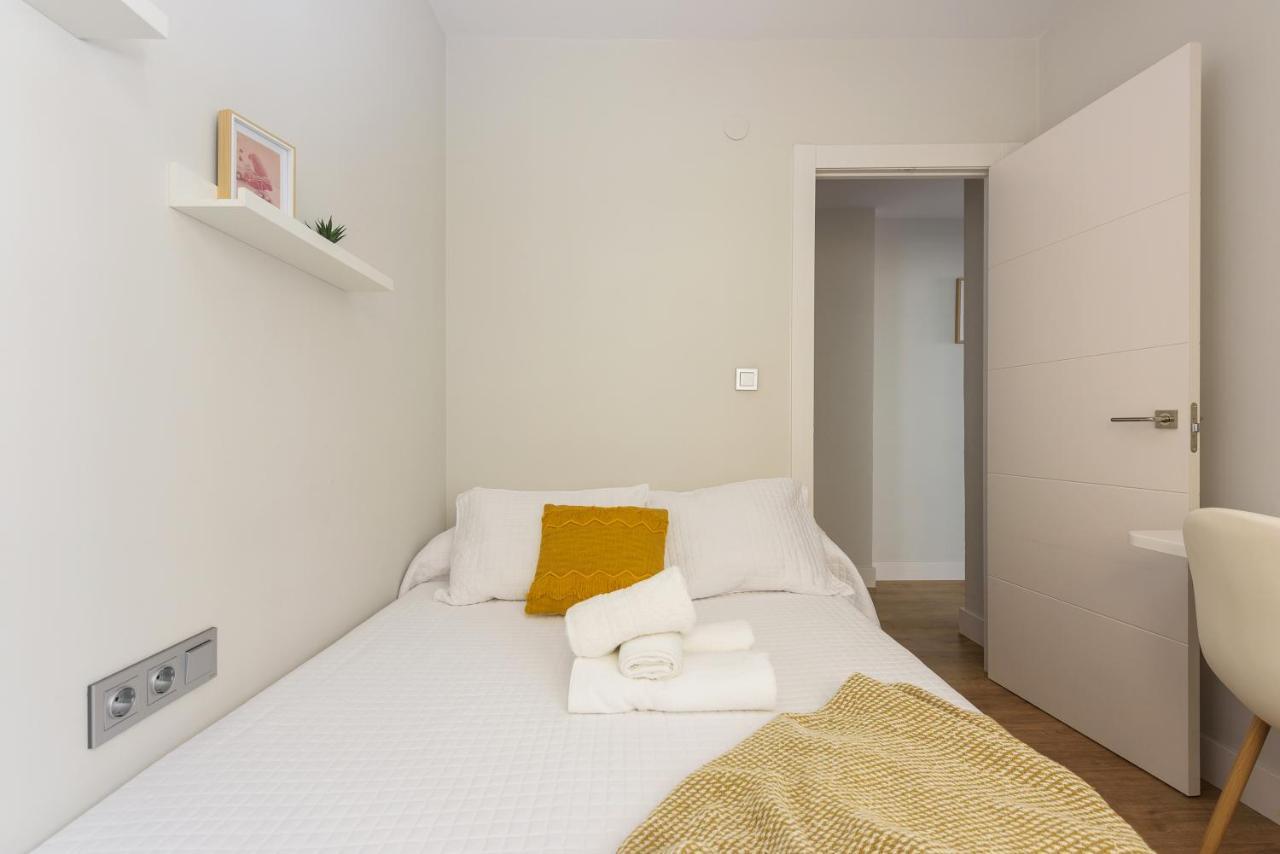 Apartamento Centrico Parking Aire Acondicionado Y Wifi Гранада Екстериор снимка