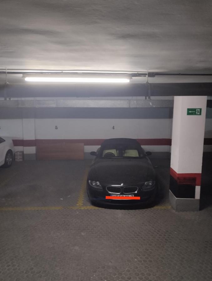Apartamento Centrico Parking Aire Acondicionado Y Wifi Гранада Екстериор снимка